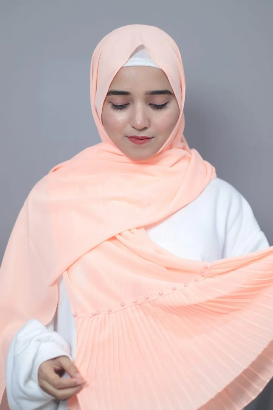 Peach Pop Pleated Pearl Hijab