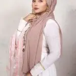 Layla Rhinestone Georgette Hijab - Image 3