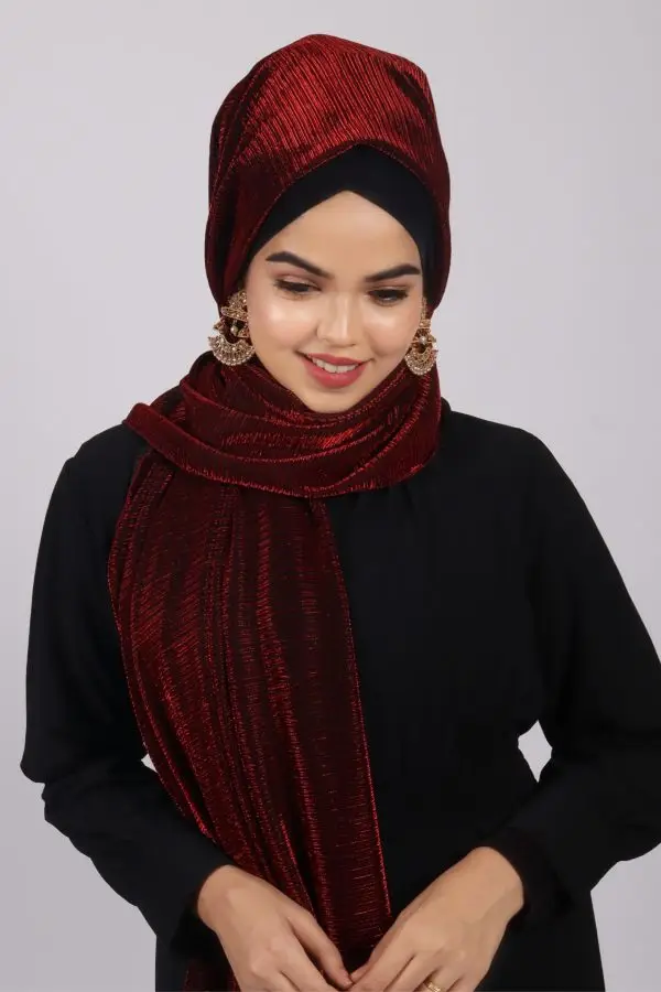 Ruby Metallic Ribbed Hijab