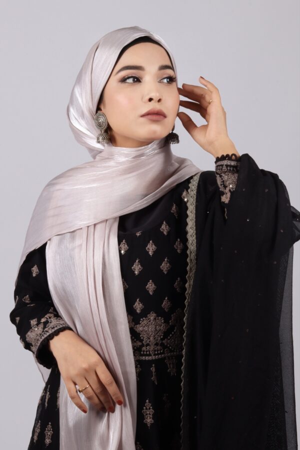 Cream Rose Organza Shimmer Hijab