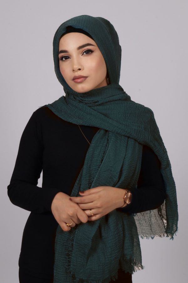 Timeless Teal Crinkled Cotton Hijab