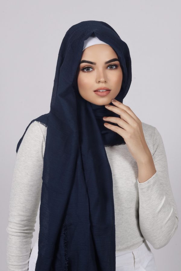 Navy Premium Crinkled Cotton Hijab