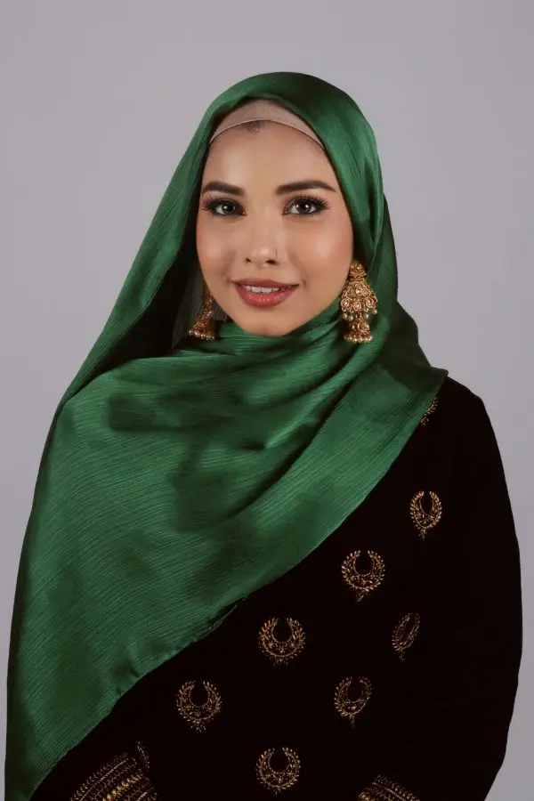 Forest Muna Satin Hijab