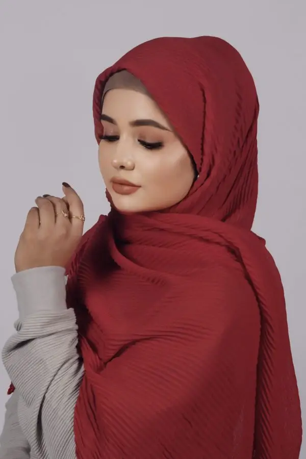 Red Cotton Pleated Hijab