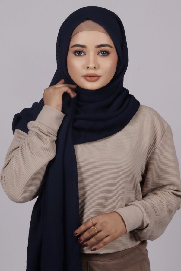 Navy Cotton Pleated Hijab