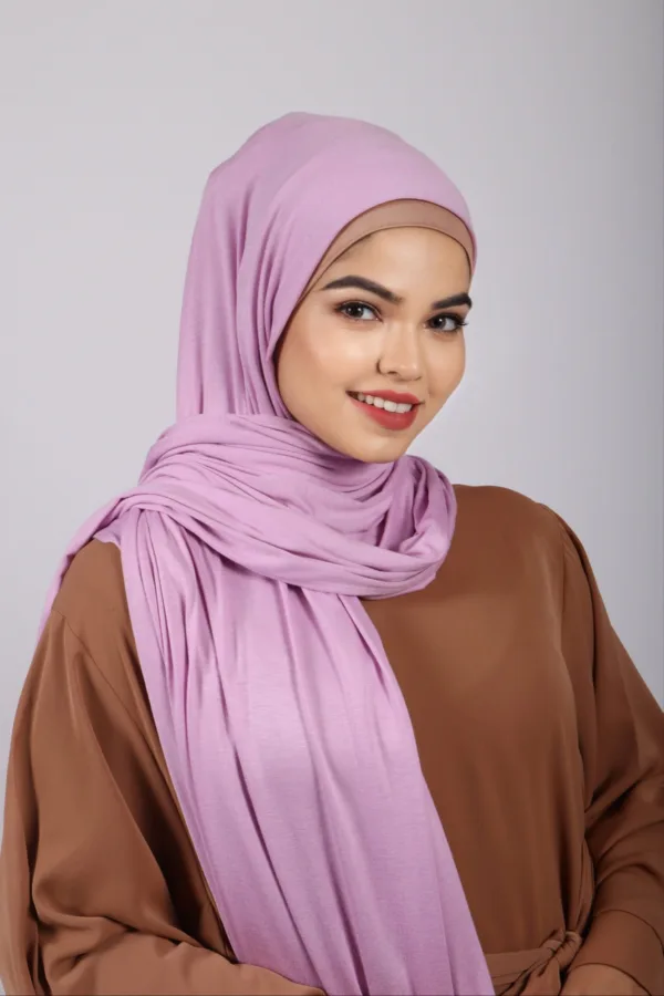 042757A7-96FF-4EEE-B185-A8EB30DDB269-1.jpeg Lavender Lilly Premium Jersey Hijab - Image 1