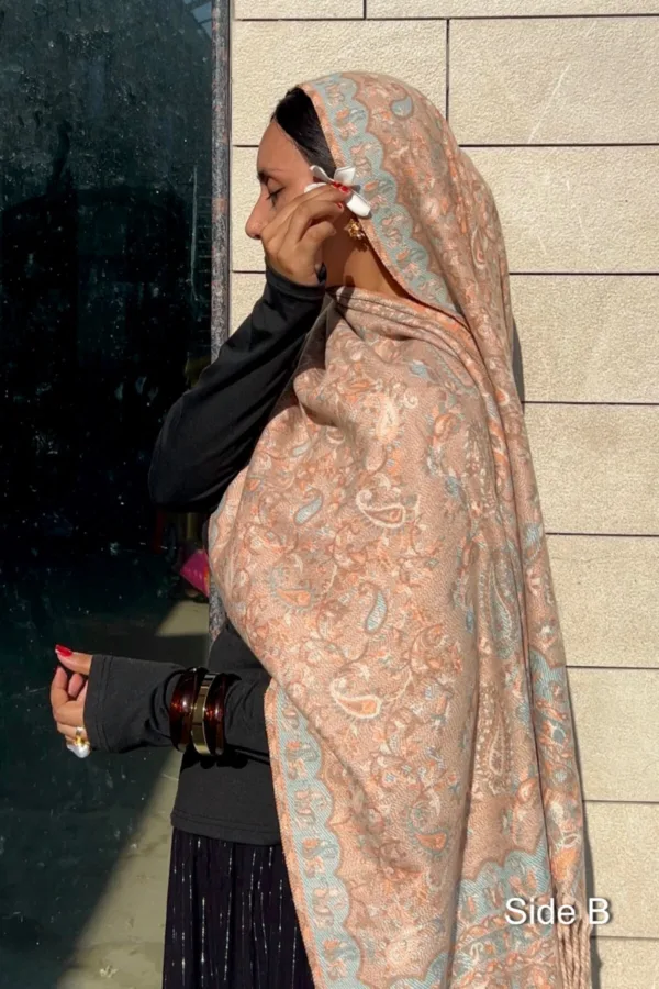 Noorjahan Double Sided Pashmina Shawl - Image 4