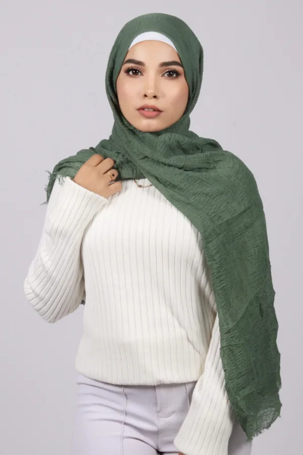 05813C79-B5CF-4AC3-9C93-058C9B2C877B-1.jpeg Turtle Crinkled Cotton Hijab - Image 1