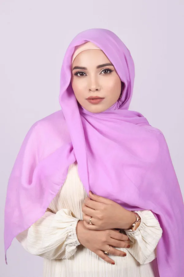 Lavender Classic Cotton Hijab - Image 1