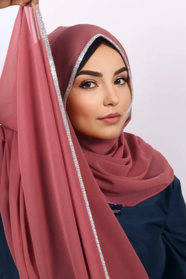 Pomogrenate Crystal Hijab - Image 1
