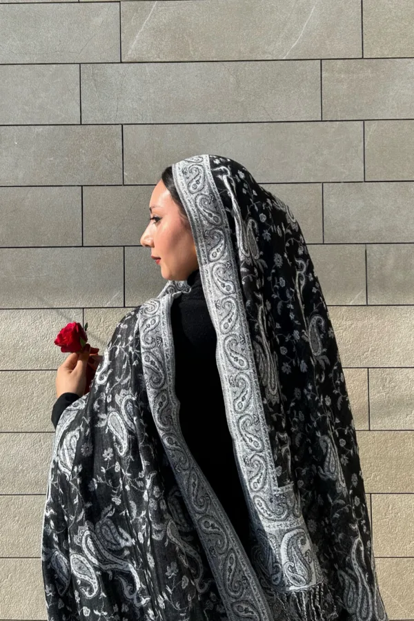 Emira Pashmina Hijab - Image 4