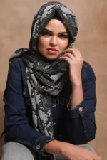 Nagini Chiffon Printed Hijab - Image 2