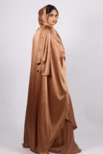 Hoorein Luxury Wedding 3-piece Butterfly Kaftan Abaya Set - Gold Dust - Image 5