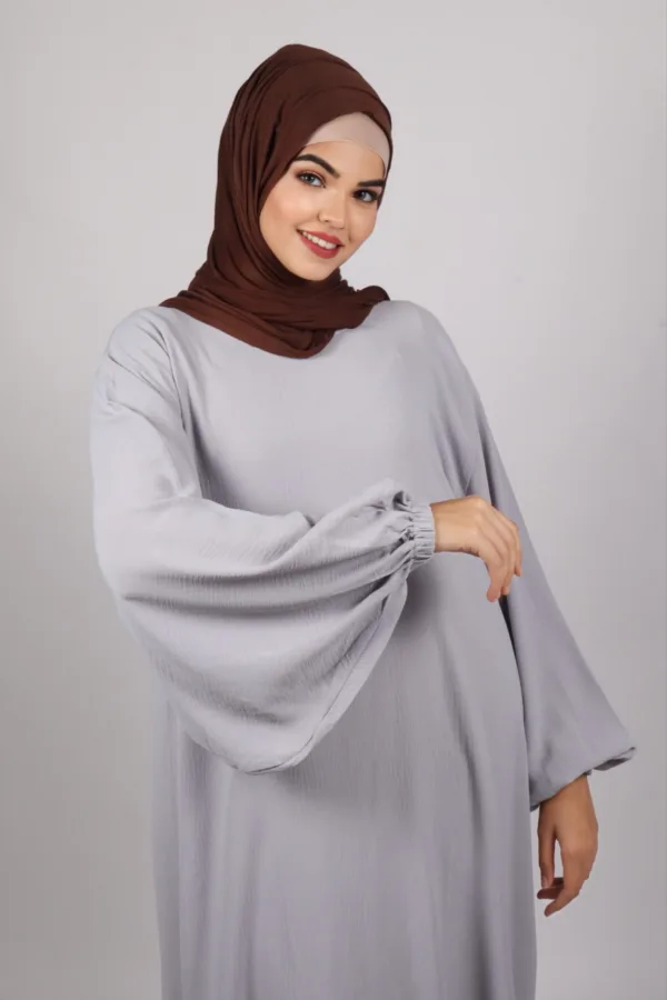 3197A434-DE39-4508-AF9E-A74028F39984.jpeg Elyssa Premium Crinkled Cotton Jazz Abaya Set with complimentary Khimar - Classic Grey - Image 1