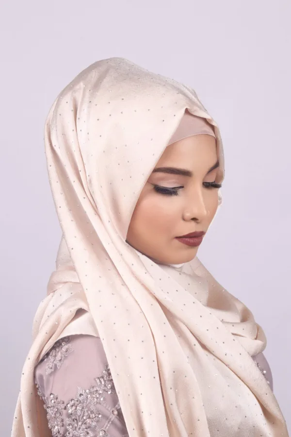 32ACF09F-9D89-4EEC-861E-4FC08C39E084.jpeg White Gold Rhinestone Silk Hijab - Image 1