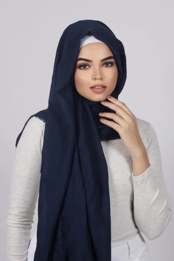 Navy Premium Crinkled Cotton Hijab - Image 2