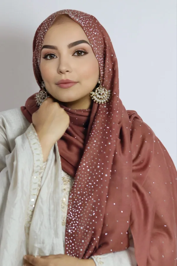 Cherrywood Cotton Stone Drop Hijab - Image 3