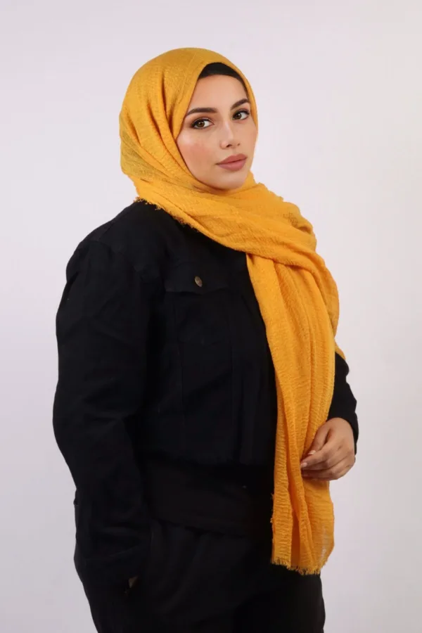 Alphonso Crinkled Cotton Hijab - Image 3