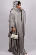 Hoorein Luxury Wedding 3-piece Butterfly Kaftan Abaya Set - Silver Ash - Image 3