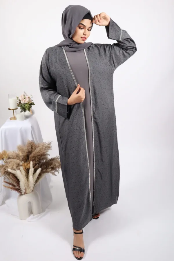 Malika 3-piece Luxury Crystal Emirati Abaya Set - Image 3