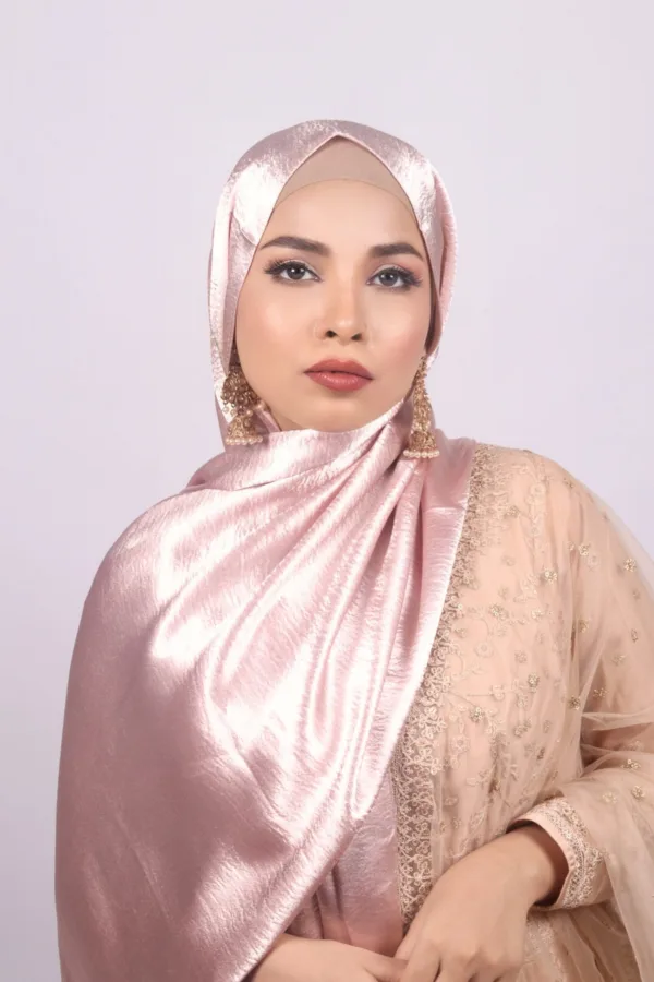 Nebu Marble Satin Hijab - Image 3