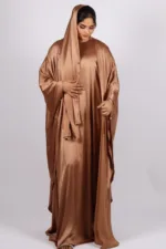 Hoorein Luxury Wedding 3-piece Butterfly Kaftan Abaya Set - Gold Dust - Image 4