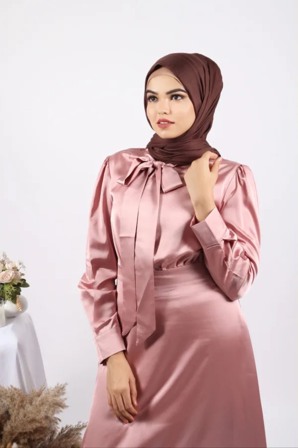 Kiara Luxury Satin Gown / Abaya - Blush - Image 3