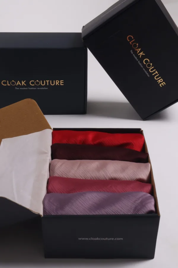 Berries & Roses Muna Satin Party Box (Set of 5) - Image 2