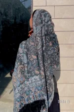 Maghribi Double Sided Pashmina Shawl - Image 4