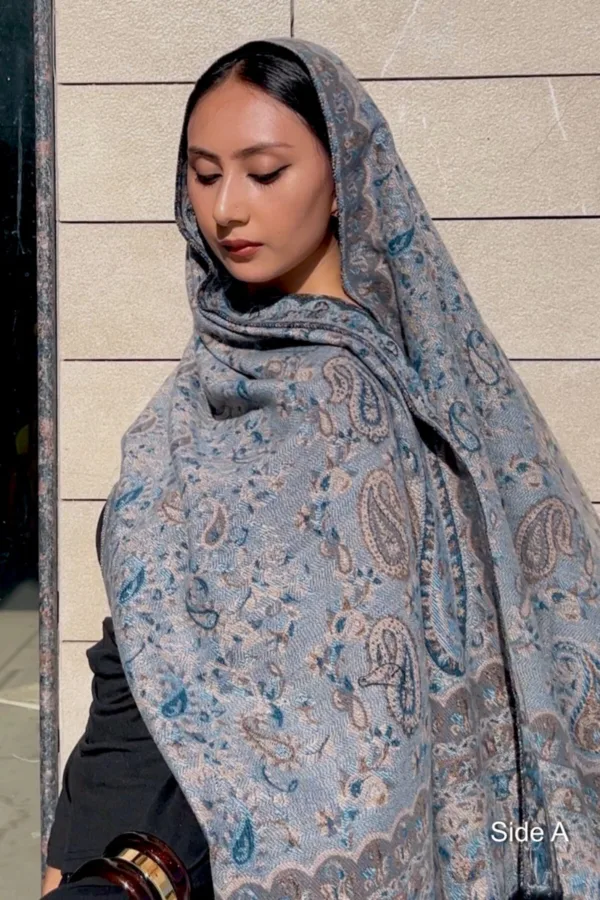 Maghribi Double Sided Pashmina Shawl - Image 3