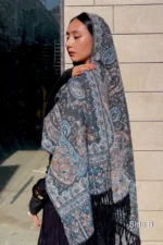 Maghribi Double Sided Pashmina Shawl - Image 2