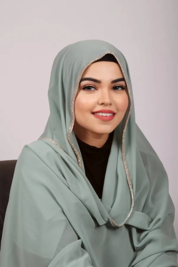 Mermaid Crystal Hijab - Image 1