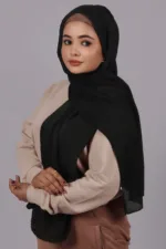 Deep Green Cotton Pleated Hijab - Image 2