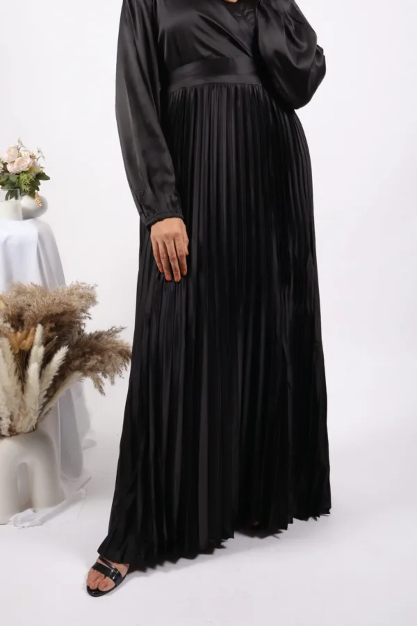 Siyah Luxury Satin Pleated Abaya Dress - Image 5