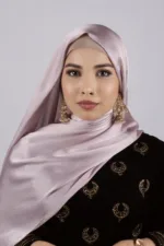 Pastel Snow Muna Satin Hijab - Image 2