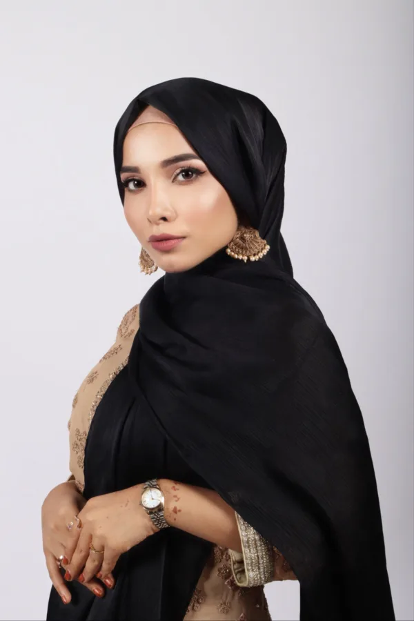 Black Muna Satin Hijab - Image 1