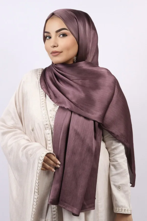 Bossynova Muna Satin Hijab - Image 2