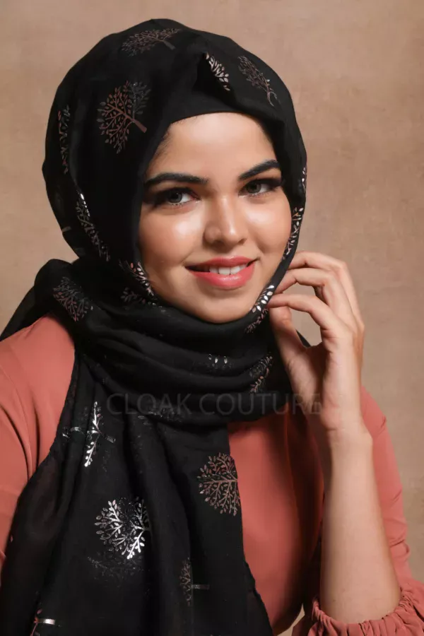 Silver Glade Foil Print Hijab - Image 1