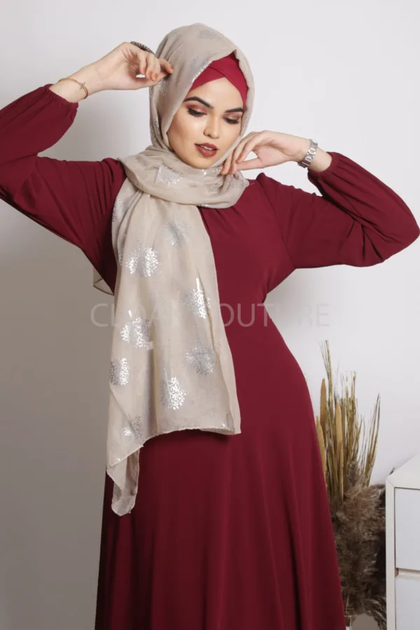 Naunet Foil Print Hijab - Image 1