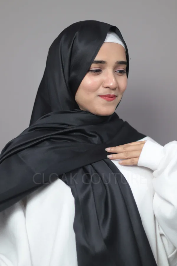 Raven Luxe Silk Hijab - Image 4