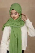 Fern Crinkled Cotton Hijab - Image 2