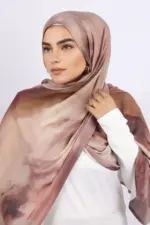 Twilight Mauve Printed Modal Hijab - Image 5