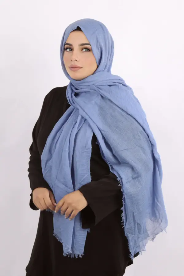 Sawan Crinkled Cotton Hijab - Image 1