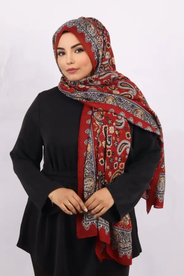 687E648E-78D4-405F-A99A-48548B318448 Gauhar ashmina Print Premium Viscose Hijab - Image 1