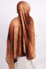 Bambi Modal Deer Print Hijab - Image 4